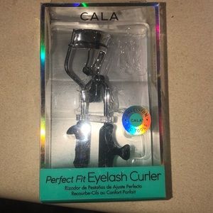 eyelash curler